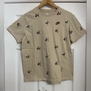 Nike Beige Graphic Men's Tee Large